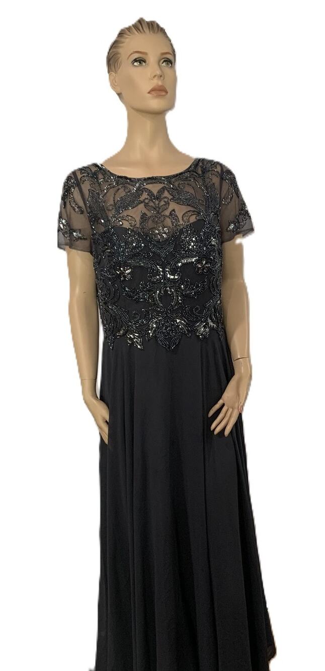 XSCAPE Formal Black w/ Lace Long Dress
